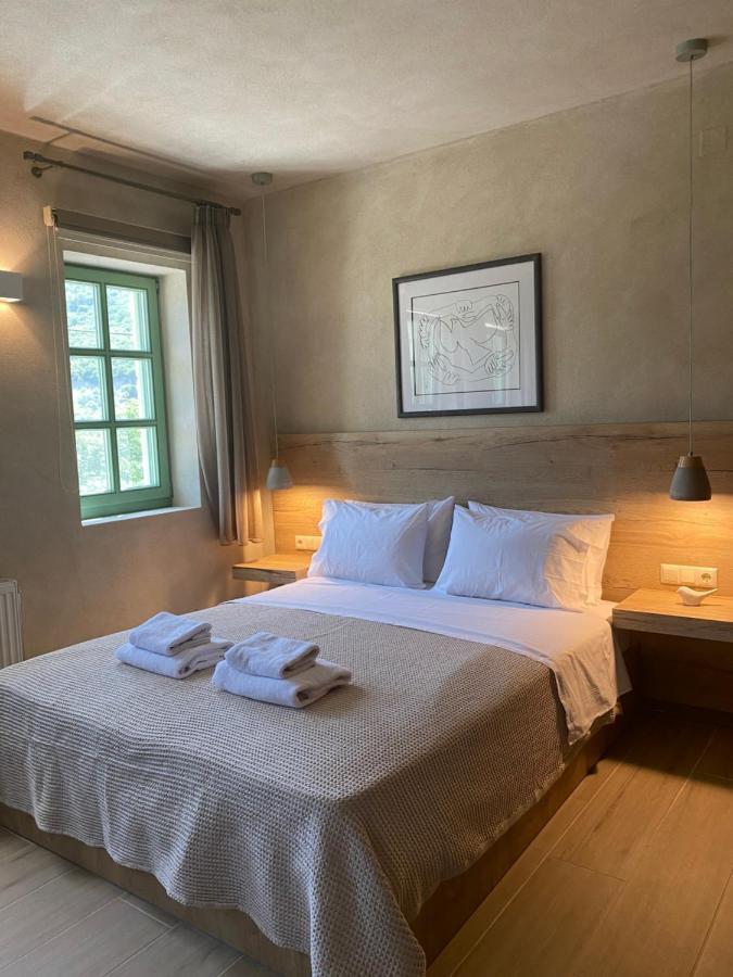 Aristi Boutique Stonehouse With Attic Appartement Buitenkant foto
