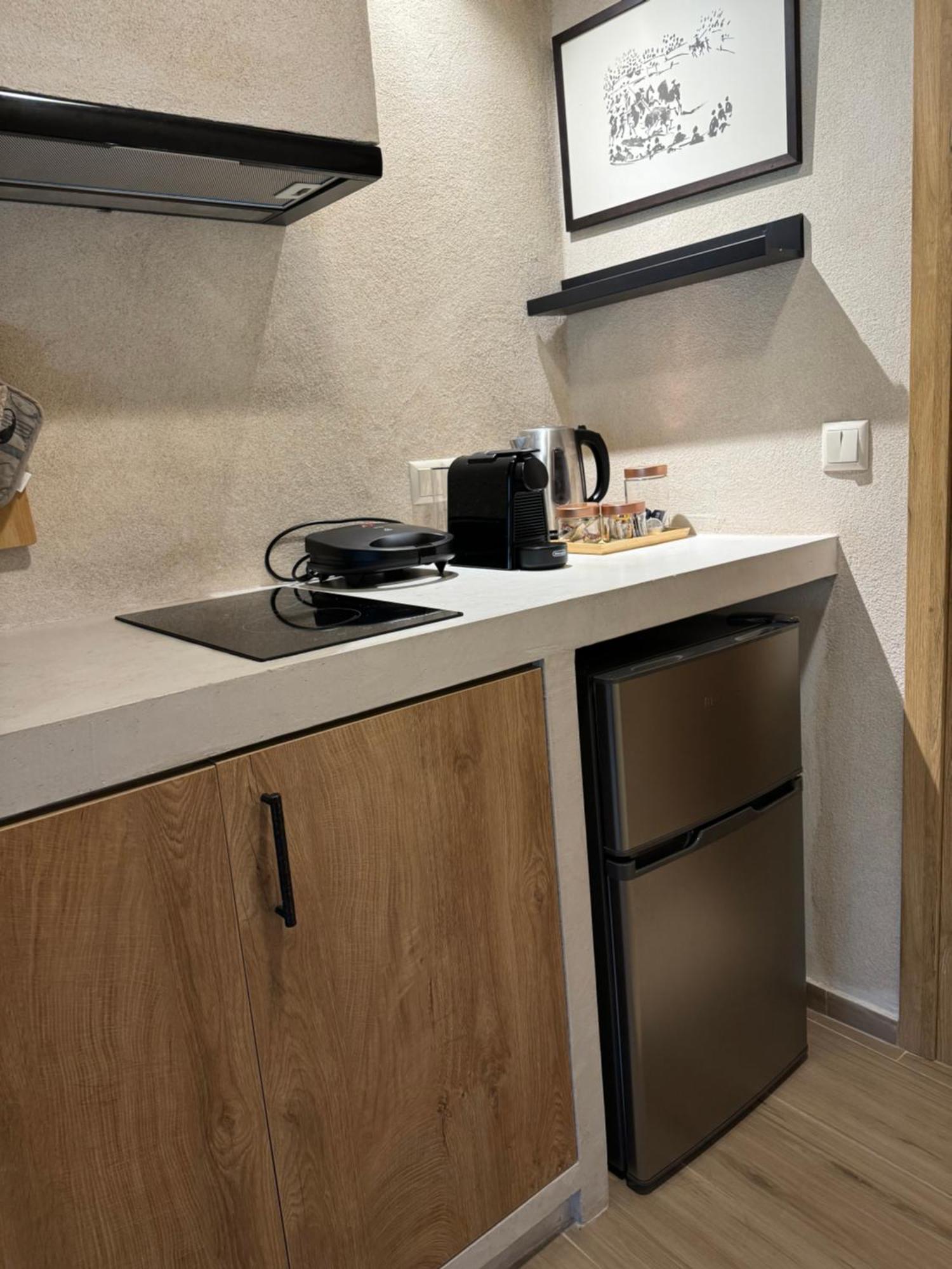 Aristi Boutique Stonehouse With Attic Appartement Buitenkant foto